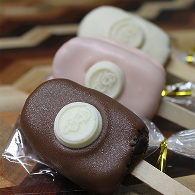 Creme-Delish Cake Pops